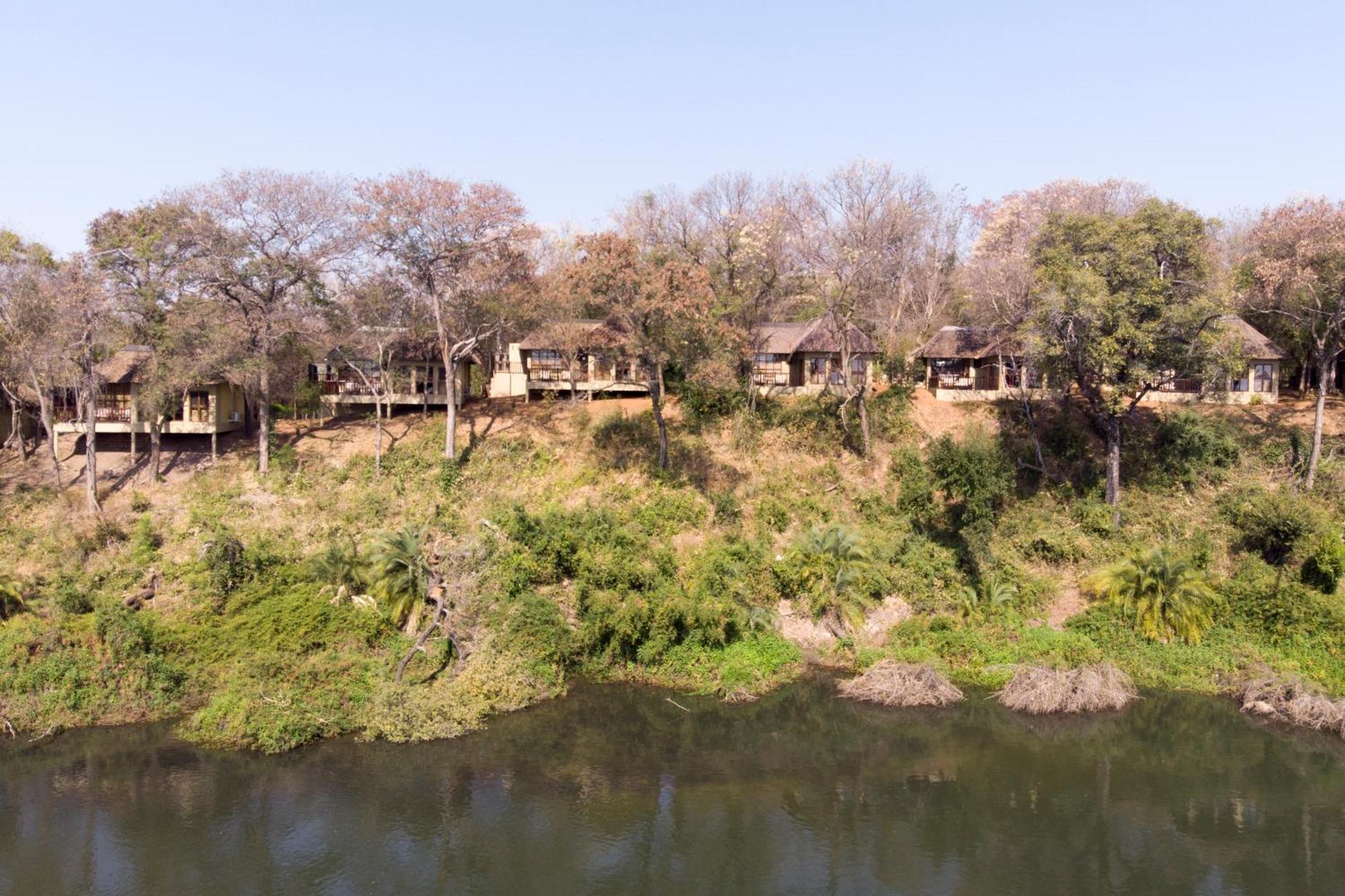 Divava Okavango Resort & Spa Bagani Extérieur photo